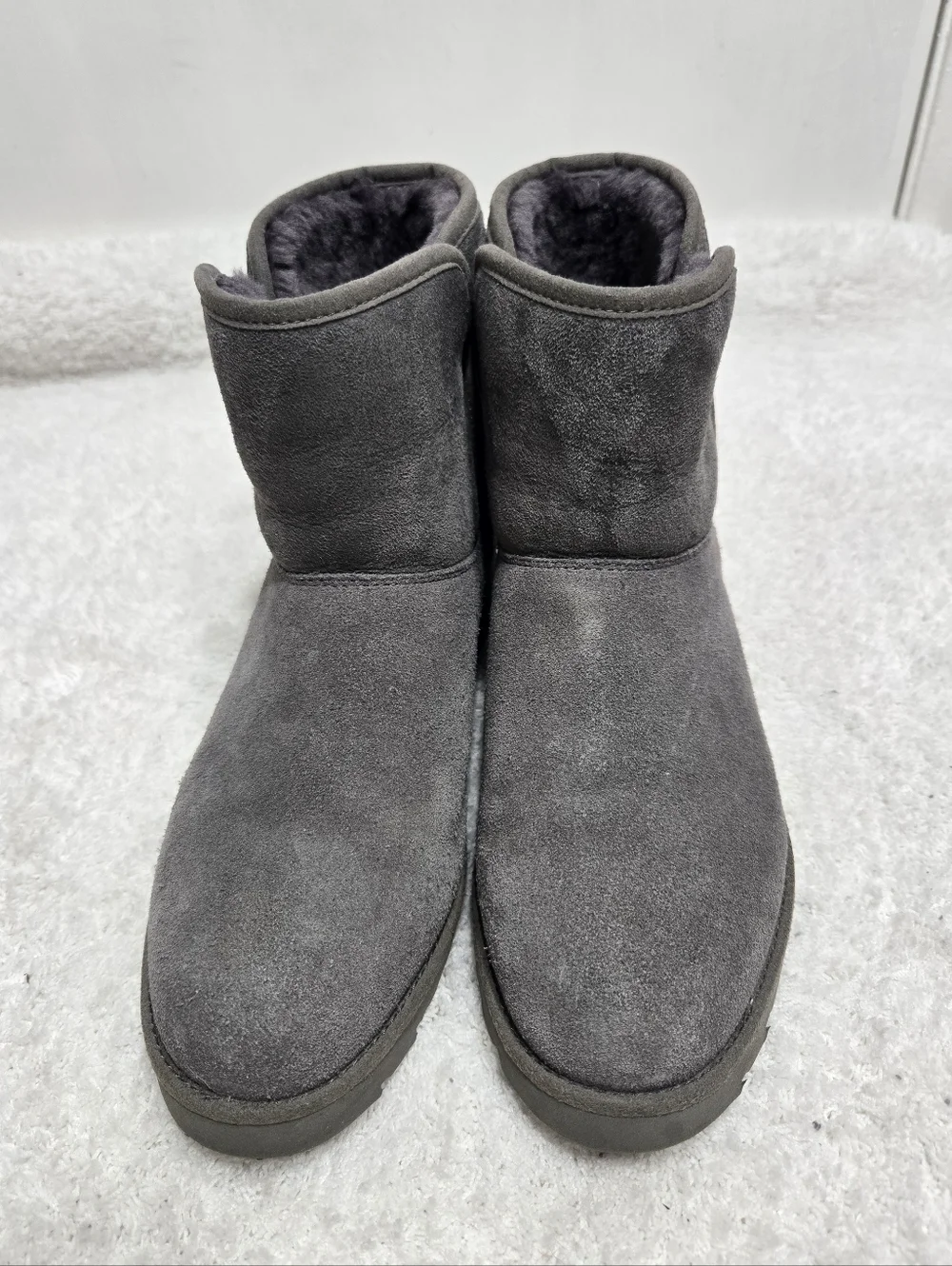 Ugg Women Classic Mini Boot In Gray Suede Sz 7